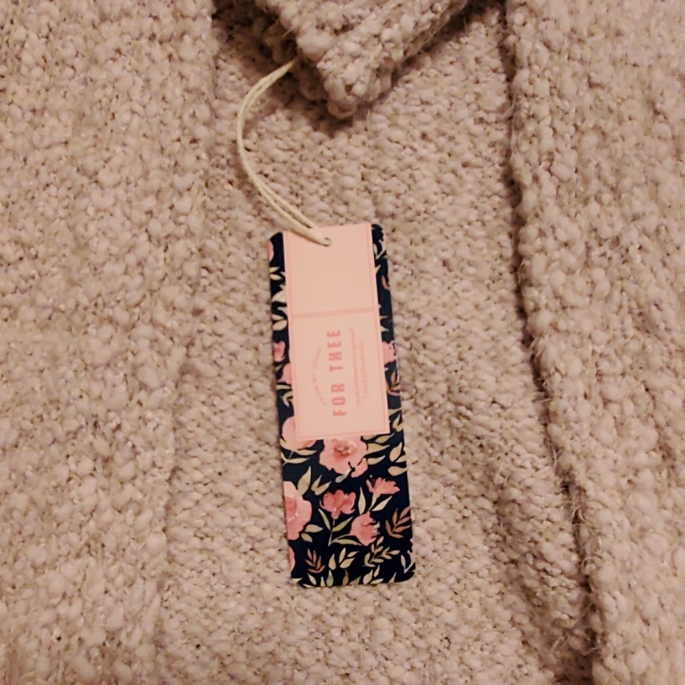 Cardigan - Picture 4 of 4